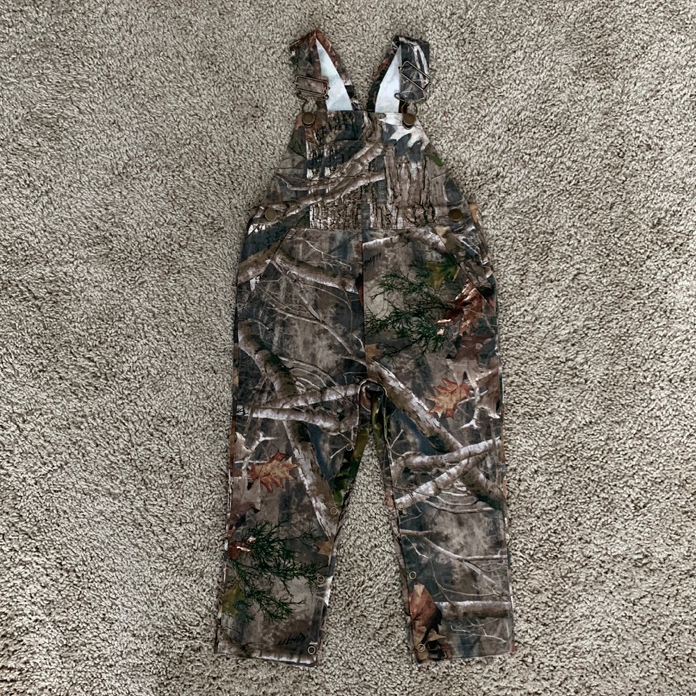 Bass Pro Shops camo overall pants size 3T NWOT